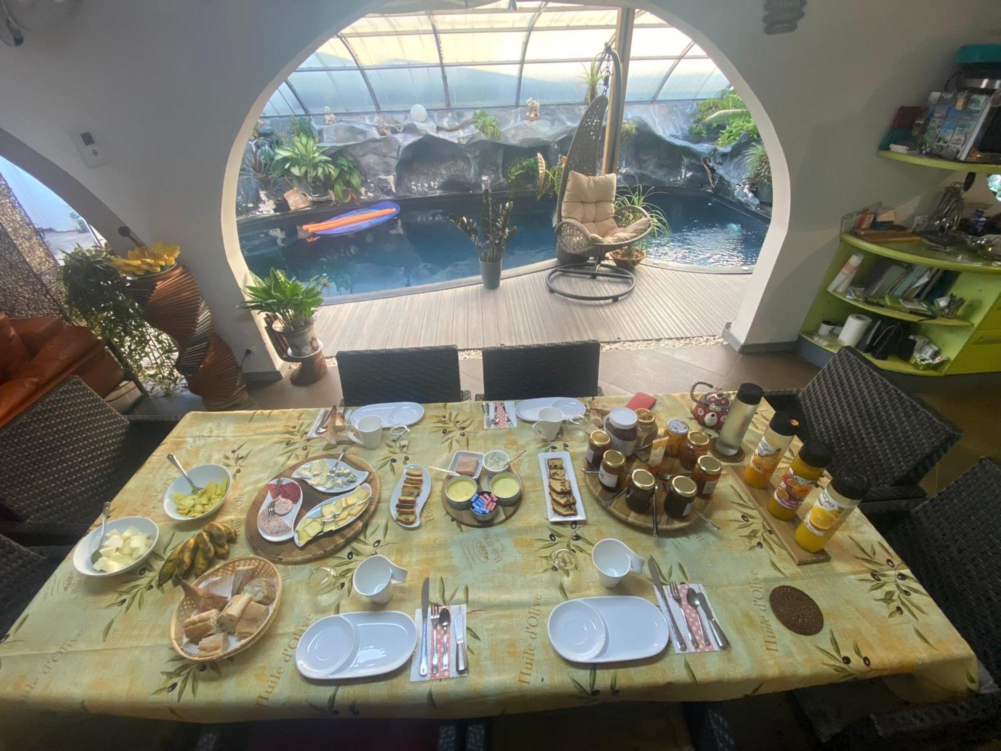 Ti Kaz Lo Ker Chambre D'Hote Chez L'Habitant Saint-Joseph Exteriér fotografie